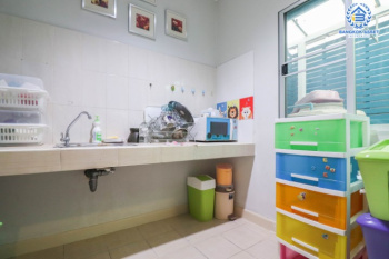 *****ทาวน์โฮมมือสองย่านกรุงเทพมหานคร ม.บ้านกลางเมือง เออบาเนียน ลาดพร้าว71 คุณภาพระดับ AP เนื้อที่ 19.4 ตร.ว. ฟังก์ชัน 3 ห้องนอน 3 ห้องน้ำ 2 ที่จอดรถ บ้านสภาพดี บนทำเลเดินทางสะดวกสุดๆ ใกล้รถไฟฟ้าสายสีน้ำเงิน "สถานีลาดพร้าว" และทางด่วน "รามอินทรา-อาจณรงค์" จองด่วน!